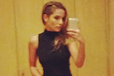 El sexy look de Brenda Asnicar en la presentación de Cumbia Ninja