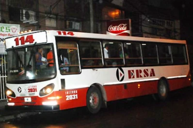 Asaltan a un colectivero y le cortan el dedo
