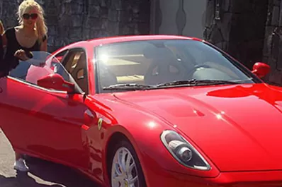 Le robaron una Ferrari a Maxi López