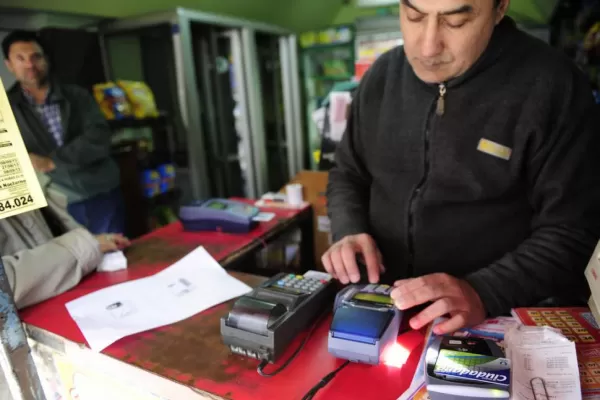 La tarjeta funcionará en todas las líneas urbanas en un mes