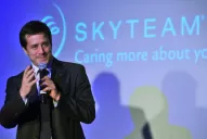 Cristina defiende la política aérea argentina