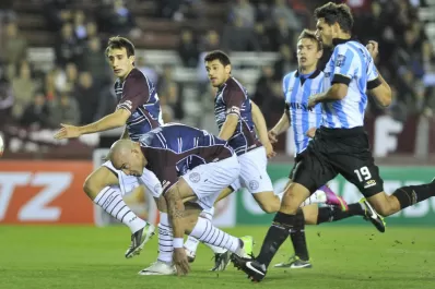 Lanús sentenció la serie ante Racing y pasó a los octavos de final