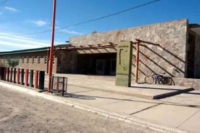 Catamarca: Denuncian que un alumno amenazó con un arma de fuego a sus compañeros