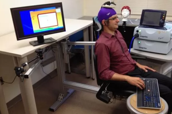 Conectaron dos cerebros a través de Internet