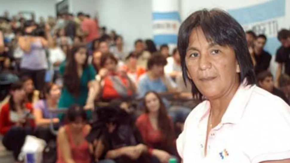 INDIGNADA. Milagro Sala acusó al kirchnerismo de Jujuy de reprimir los trabajadores. FOTO TOMADA DE CRONISTA.COM