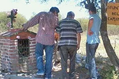 Exhumarán restos de una tumba sin nombre en Río Hondo