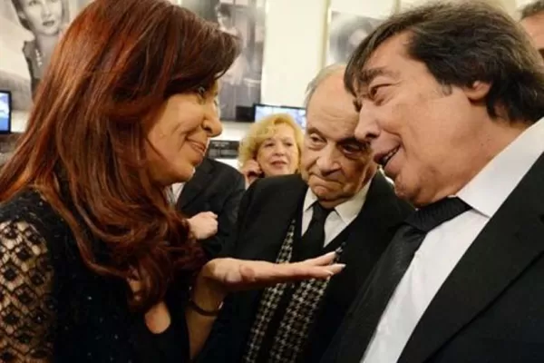 Cacho Castaña se quiso levantar a Cristina