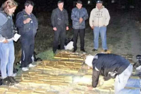 Detienen a dos tucumanos con más de 300 kilos de marihuana en Chaco