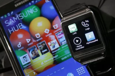 Samsung también se adelanta a Apple y lanza Galaxy Gear, su reloj inteligente