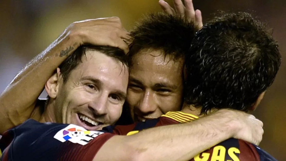 COMPAÑEROS. Messi y Neymar conforman una dupla temible en Barcelona. FOTO TOMADA DE CRONICA.COM.AR