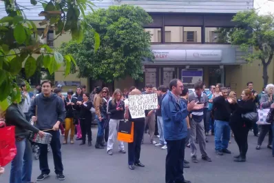 Presuntos estafados del barrio Judicial seguirán con las protestas