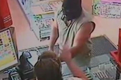 Una empleada asaltada regateó con el ladrón y logró disminuir el botín