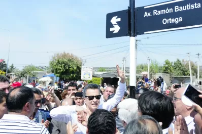 Una calle de Lules lleva el nombre de Palito Ortega