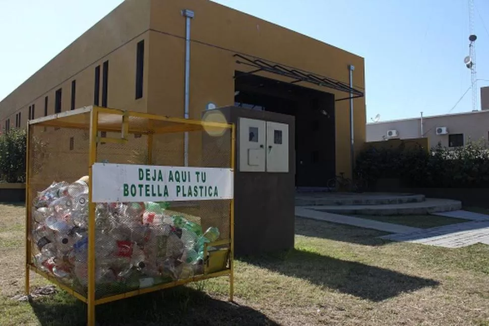 CENTRO DE RECOLECCIÓN. Desde marzo, la Casa de Cultura recibe las bolsas de los vecinos con residuos secos. GENTILEZA MUNICIPALIDAD DE YERBA BUENA