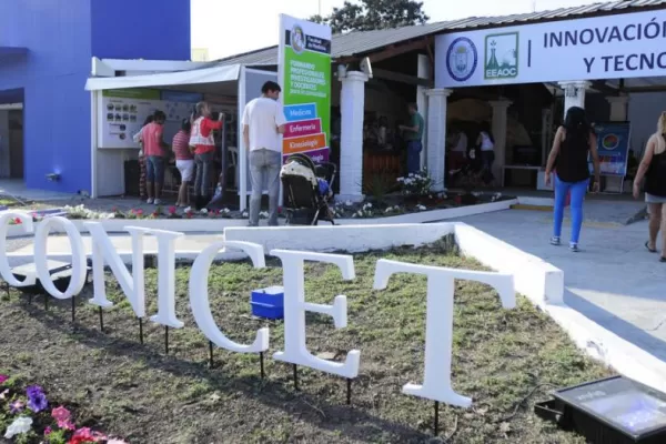 Dos stands donde el asombro es el protagonista