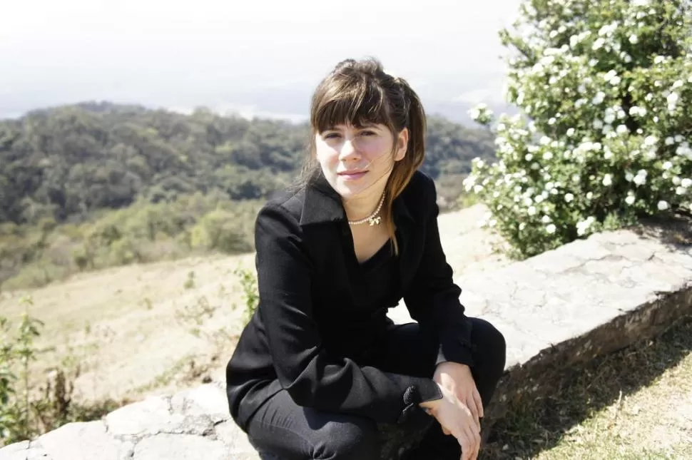 INDISCIPLINADA. La artista, que se siente cercana al pop, compone en situaciones insólitas. GENTILEZA LUCIANA TAGLIAPIETRA