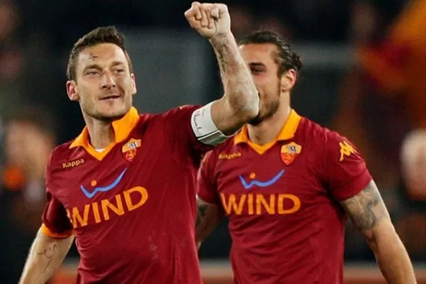 Totti jugará hasta los 40 en Roma
