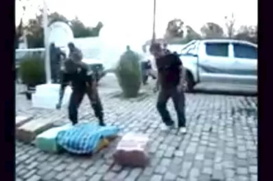 Llevaban 500 kg de droga en una camioneta