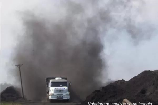 El paso de camiones cañeros también genera polución