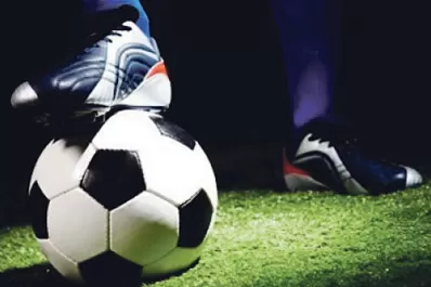 Canchas de fútbol 5: negocio redondo