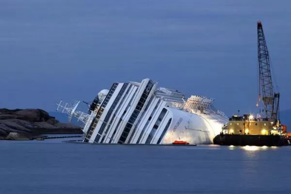 Comenzó la operación para enderezar el crucero Costa Concordia