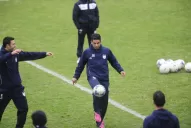 Bajarse del tren no es opción