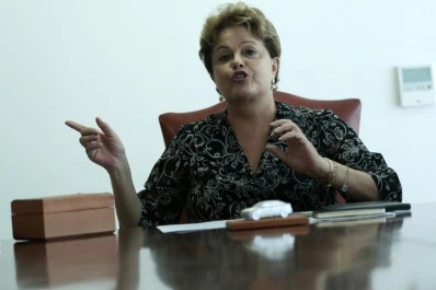 Rousseff no visita a Obama porque se siente espiada