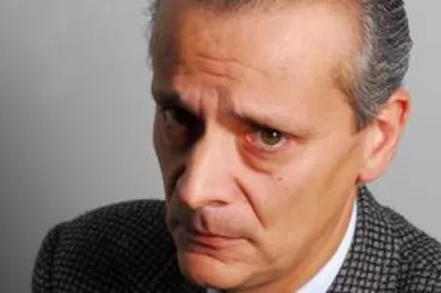 De Narváez dice que le pidió plata y Castrilli lo desmiente