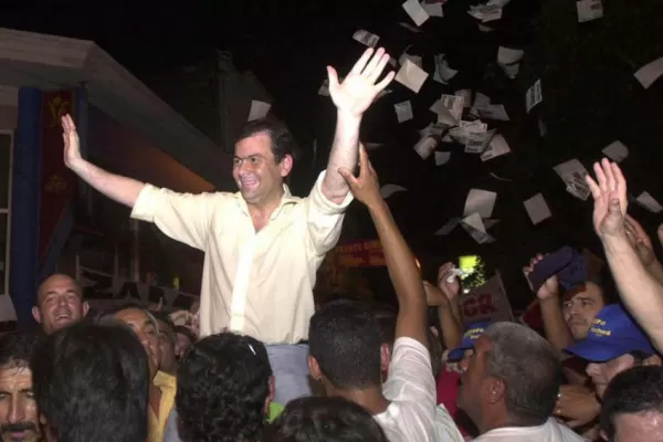 Zamora no dio el sí, pero la polémica ya estalló