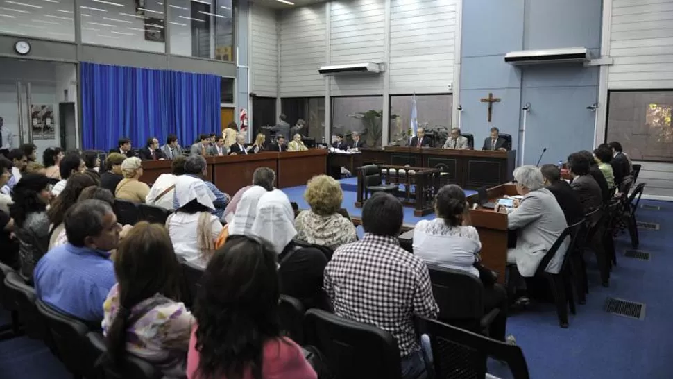MEGACAUSA. En el sexto juicio por crímenes de lesa humanidad hay 41 imputados. LA GACETA / JORGE OLMOS SGROSSO