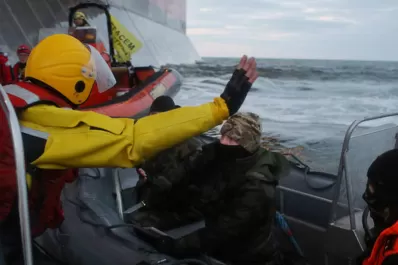 Greenpeace denuncia que Rusia tiene secuestrada a la argentina Camila Speziale