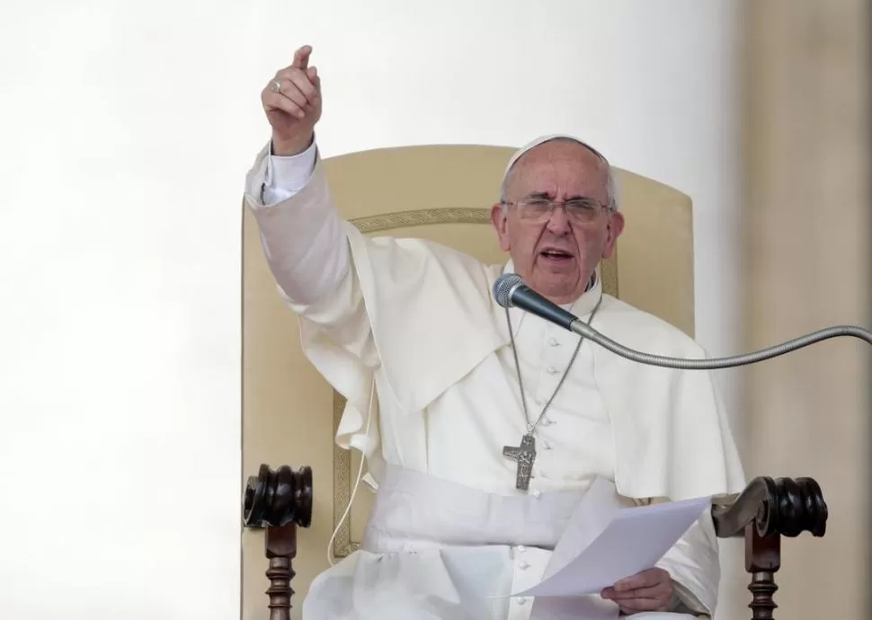 RECLAMO. Las personas tienen dignidad y no tienen precio, dijo el Papa. REUTERS