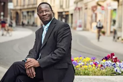 Por primera vez, Alemania tiene un diputado negro