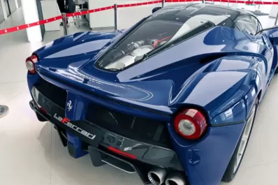 CR7 se pasea por Madrid en LaFerrari