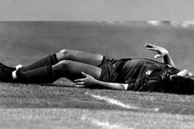 A 30 años de la bestial patada de Goikoetxea a Maradona