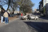 Quiso correrse, pero el auto la llevó por delante