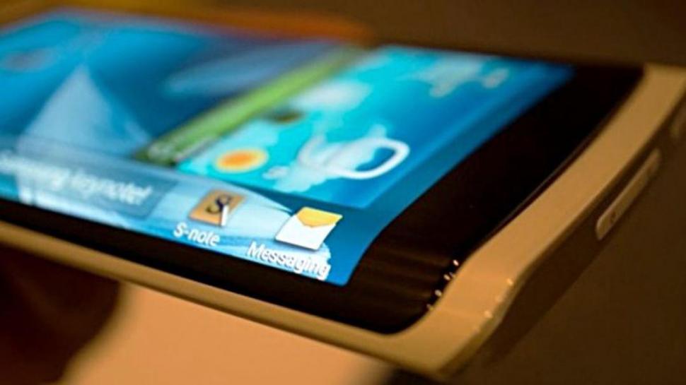Samsung anunciÃ³ que lanzarÃ¡ un telÃ©fono de alta gama con pantalla