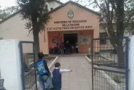 Cansado del acoso escolar, un estudiante le disparó a un compañero