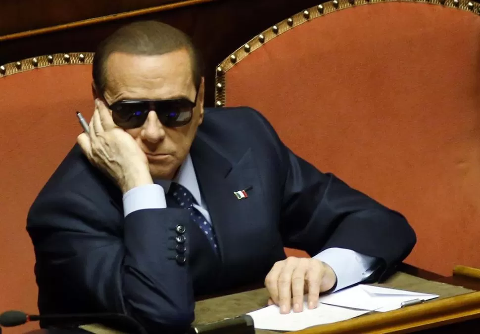 EN DUDA. Berlusconi podría perder su banca por una condena penal. REUTERS (ARCHIVO)