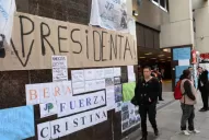 Cristina Fernández pasó sin inconvenientes su primera noche tras la operación