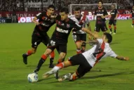 A Newell's se le prendió la lamparita