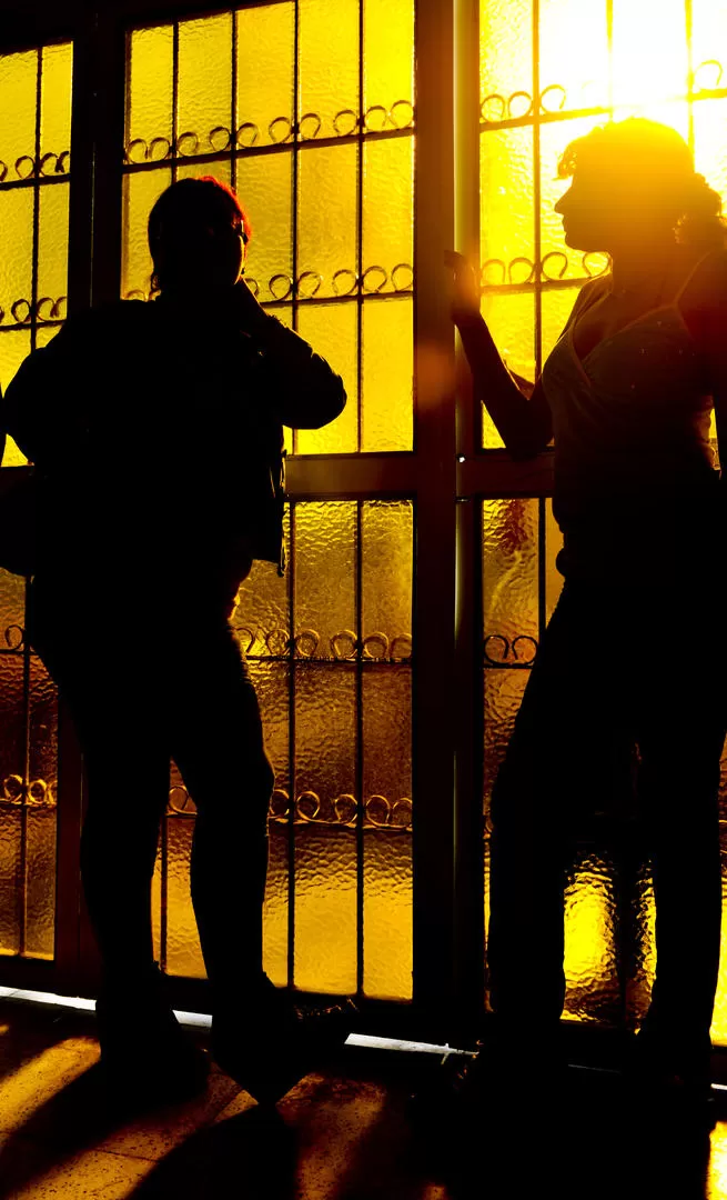 EN LA CALLE. Las prostitutas dicen que tuvieron que salir a las veredas. LA GACETA / FOTO DE JORGE OLMOS GROSSO (ARCHIVO)