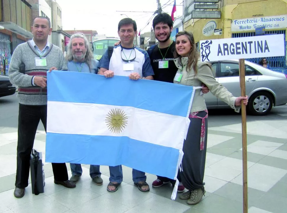  EN CHILE. 
Delegación de tucumanos en el Festival de Tango de Arica