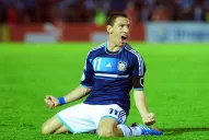 Mientras Messi se recupera, Maxi lució la cinta de capitán