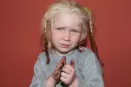 Buscan a los padres biológicos del Ángel Rubio, la niña hallada en Grecia