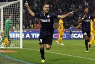 Cambiasso y Palacio anotaron en el triunfo del Inter