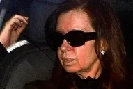 Cristina ya lee todo y sabe todo