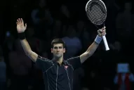 Djokovic le ganó a Federer y enfrentará a Del Potro el jueves