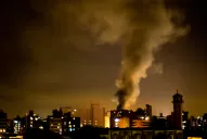 Las imágenes del incendio que acabó con una mercería y una juguetería