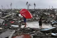 Los filipinos que burlaron la muerte se enfrentan ahora con el hambre